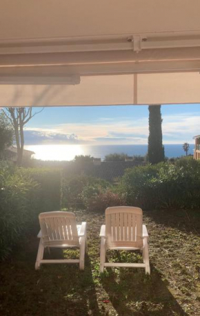 rez de jardin vue mer aux Issambres, golfe de St Tropez